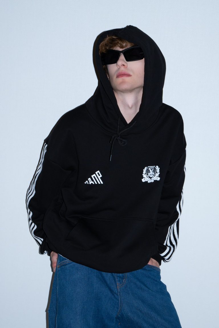 Худи с гербом — изображение 5